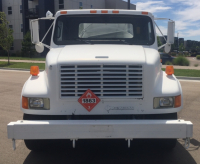 1993 INTERNATIONAL FUEL TRUCK - - 3