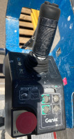 Genie Power GR-2 Self Propelled One Person Lift - 5