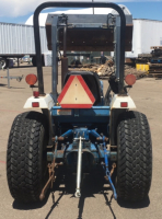 2004 NEW HOLLAND 1620 HST FRONT LOAD TRACTOR - 4X4!! - 6