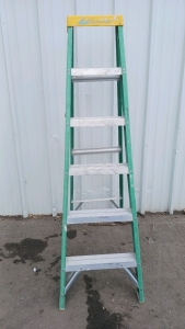 Louisville 6ft Standing Ladder