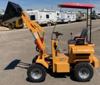 MINI FRONT LOADER - RUNS GREAT - 0.2 HOURS!! - 2