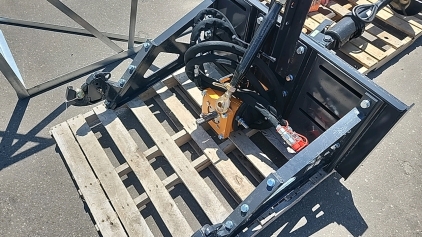 3 Point Hitch, Skidsteer, Wolverine