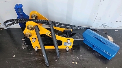 Hydraulic Breaker, Breaker Bits, Toolbox