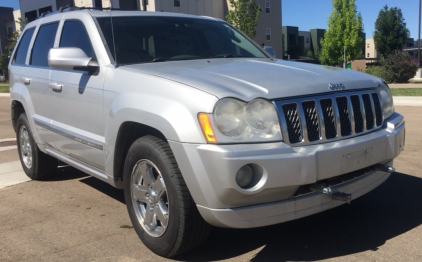 2007 JEEP GRAND CHEROKEE - 4X4 - DVD PLAYER!