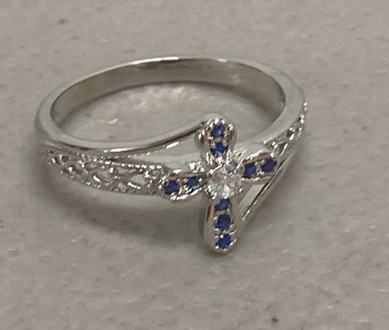 (1) Size 9 Sapphire Cross .925 Ring