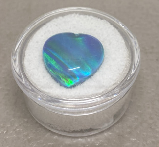 (1) 9.20 CT. Natural Fire of Opal Doublet Faceted Heart Shaped Gemstone Cabochon