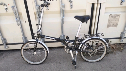 20" Dahon Boardwalk (Black) Scooter Bike w/ Pedals