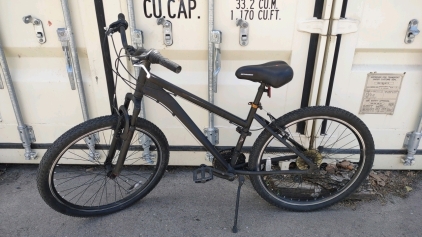 26" Schwinn (Black) Bike