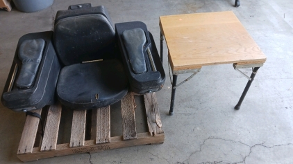 Atv Seat and Small Table 22x22x19