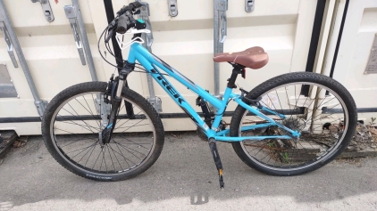 26" Trek (Light Blue) Bike