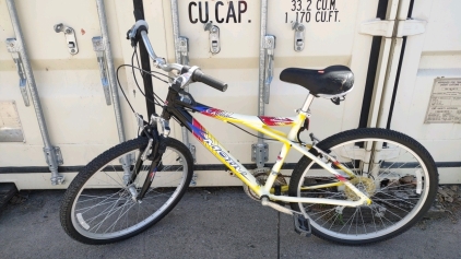 26" Motiv CA 480 (Yellow/ Red/Black) Bike