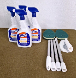 (4) 32-Oz Bottles Of GUNK, Multi-Surface Cleaner+Degreaser & (1) Tub & Tile Scrubber