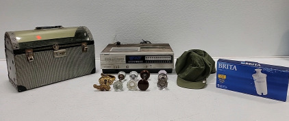 (1)Sanyo VCR (5) Antique Doorknobs & Cat Carrier