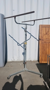 Dry Wall Hanging Rack