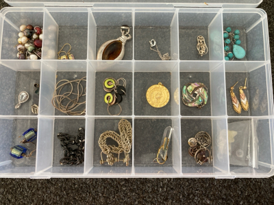 Earrings & Pendants