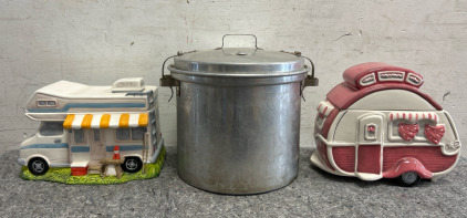 Vintage Kitchenware: Adorable RV Themed Cookie Jars & Pressure Cooker/Steamer