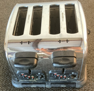 4-Slot Toaster