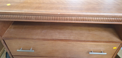 3 Drawer Hardwood Dresser....BBFN