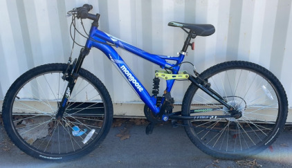 26&rdquo; Mongoose Ledge (Blue) Bike