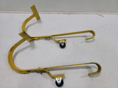 (2)Roof Ridge Ladders