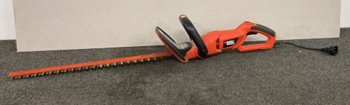 “Black& Decker” Electric Hedge Trimmer