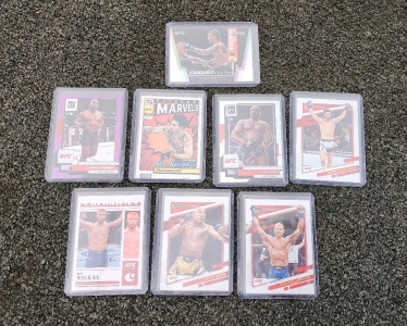 (8) UFC Collector Trading Cards