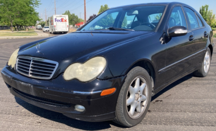 2003 MERCEDES C230 - LEATHER SEATS