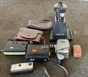 Vintage cameras and video recorders plus cases