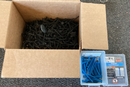 Box of Screws & Titen 2 Screws