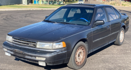 1989 NISSAN MAXIMA - DRIVES GOOD !