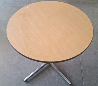 Herman Miller Round Table