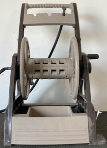 Garden Hose Rolloer with wheels