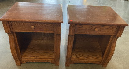 2 Nightstands