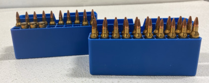 (32) 22-250 Rem Winchester Ammunition Cartridges (2) After Market Blue NTN Small Rifle Ammunition Cases