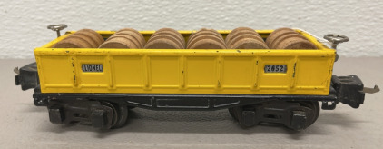 Lionel Train Corp. Yellow Gondola W/ Load Of Barrels (1938-1941)