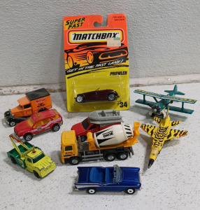 (1) Matchbox Diecast Toy Cars