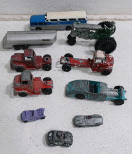 (1) Tootsie Toy Antique Metal Model Cars and More!