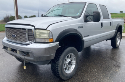 2002 FORD F-250 - POWER STROKE DIESEL - 4X4!