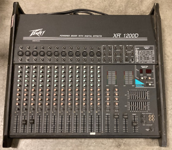 Peavey XR 1200D