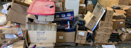 Various Car Accessories! 3 Pallets As Is