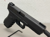 Glock Model 22 .40 Caliber, Semi Automatic Pistol - 4
