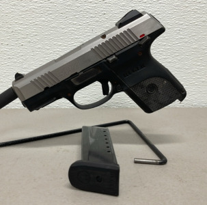 Ruger Model SR40C .40 Caliber, Semi Automatic Pistol