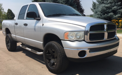 2005 DODGE RAM - 4X4 - TOW PACKAGE!