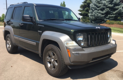 2010 JEEP LIBERITY - 4X4 - GOOD MILES!