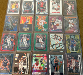 (20) Assorted NBA & College Basketball Cards
