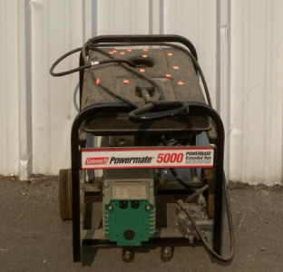 Coleman Powermate 5000 Electric Generator