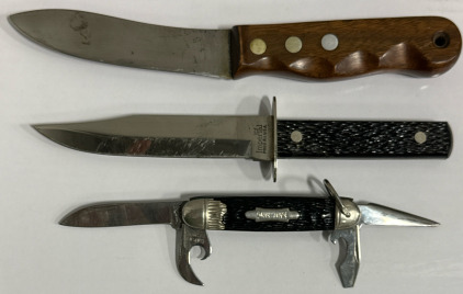 (2) Fixed Blade Knives (1) Pocket Knife Plus (2) Sheaths