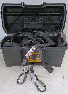 (1) Dewalt Toolbox (5) Heavy Duty Lock Straps