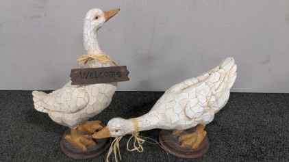 14" Wooden Ducks