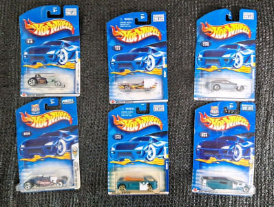 (6) Assorted Hot Wheels Toy Vehicles